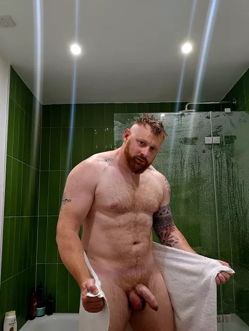 (37) woyld you shower with me ? by sfp_gho57