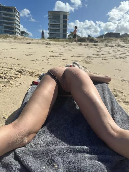 Completely unaware what was happening right next to him... 😈 by TeddyBearBrat-