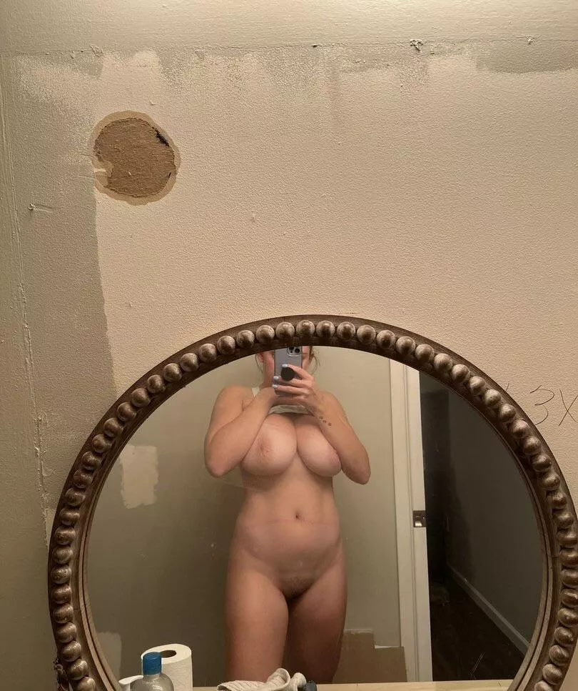 F26, 5’8, 180Ib posted by Ashleymoroe99