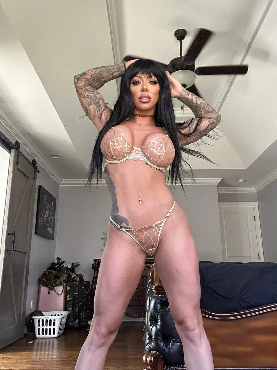 Sexy Saturday  posted by GhostGoSavage