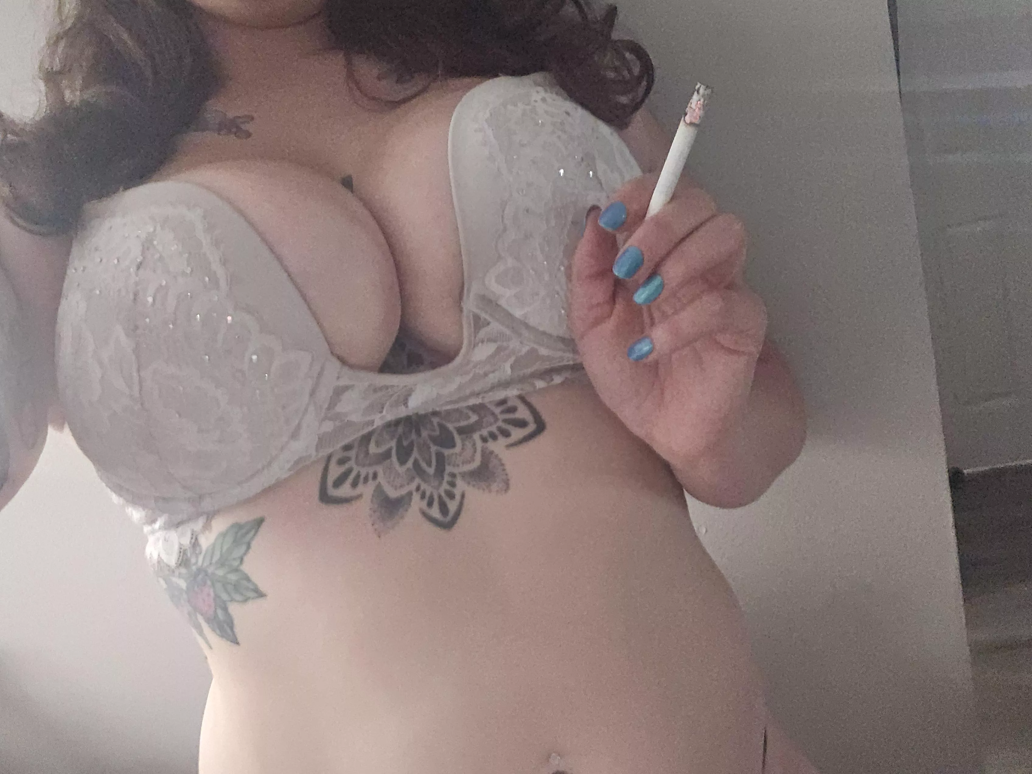 Who doesn't love a smoke and some titties? posted by _QueenofDenial_