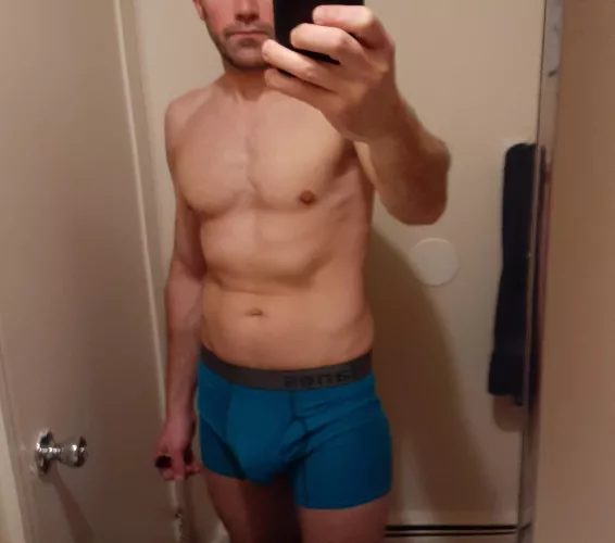 Caught my girlfriends mom sneaking looks at my dick buldge in my pajama pants repeatedly when she stopped to pick up our son to babysit today. Is that weird?? Or is it natural reflex for woman to look at a dick if visible?  by fatschlongnutpunch