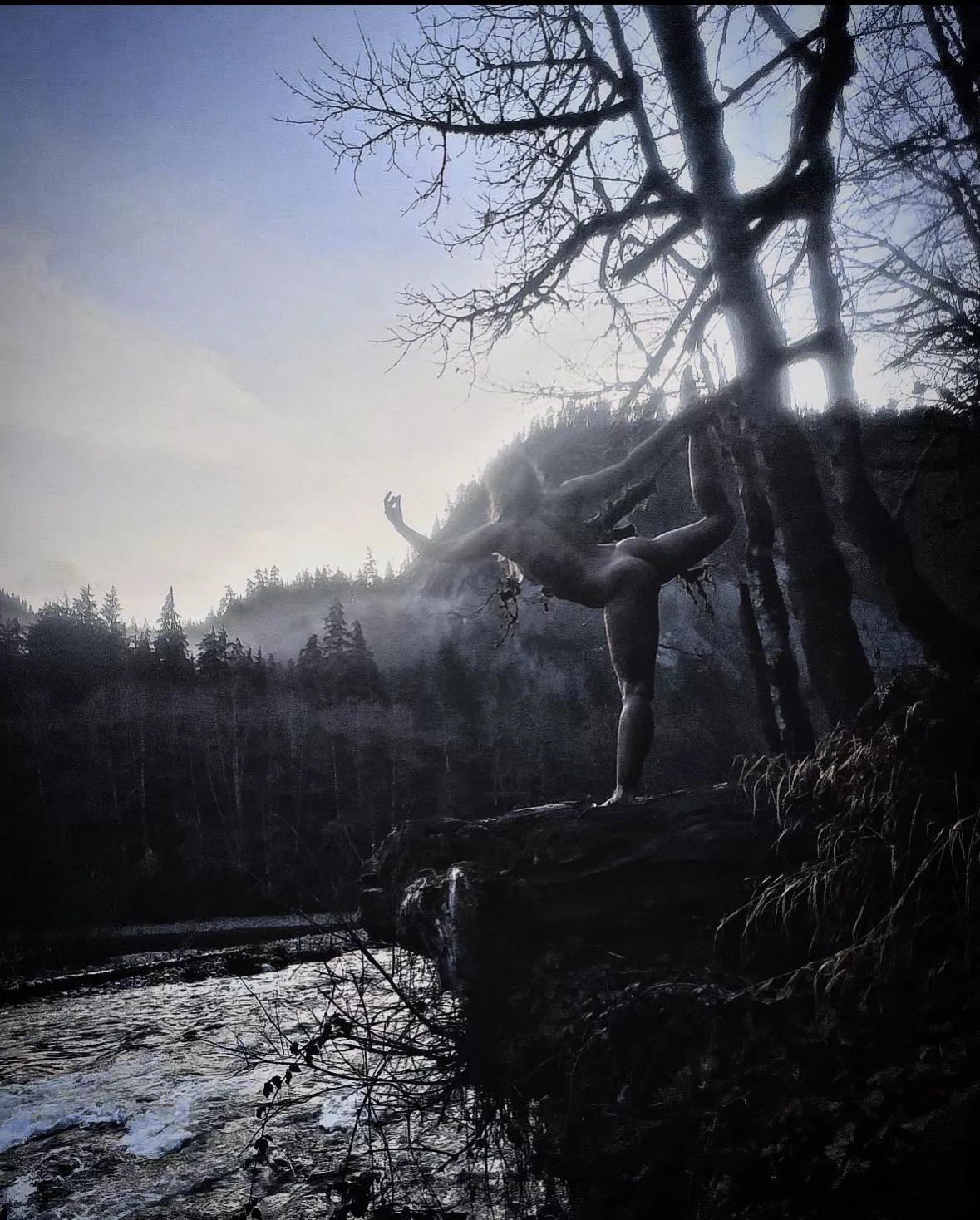 Dancers pose in the cold posted by Unlikely-Shake7569