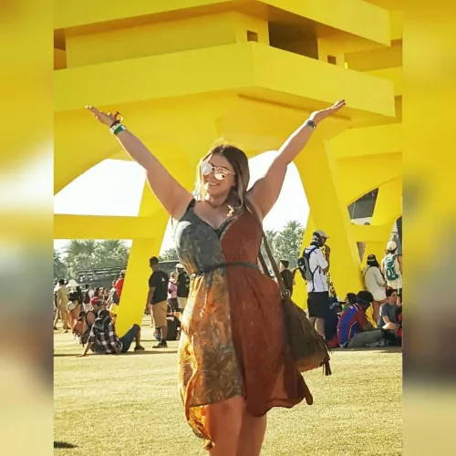 Don't forget to set you viewing as 'NEW' so you can get the most recent pics we post!! Take care, everyone!! 🌹 by evenflow_2991