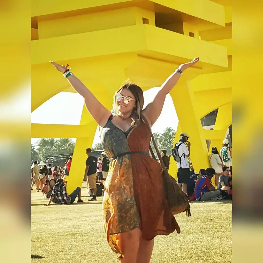 Don't forget to set you viewing as 'NEW' so you can get the most recent pics we post!! Take care, everyone!! 🌹 posted by evenflow_2991