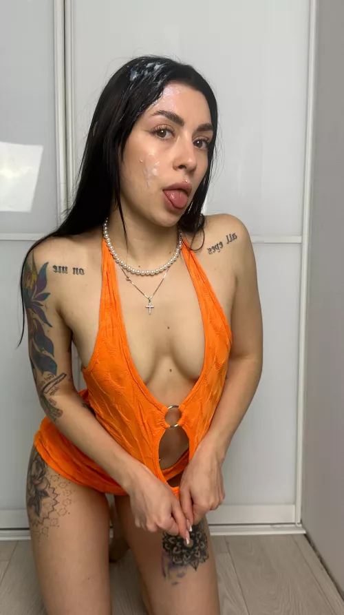 Drop 💦 if you would cum on those boobies by scarlettdo