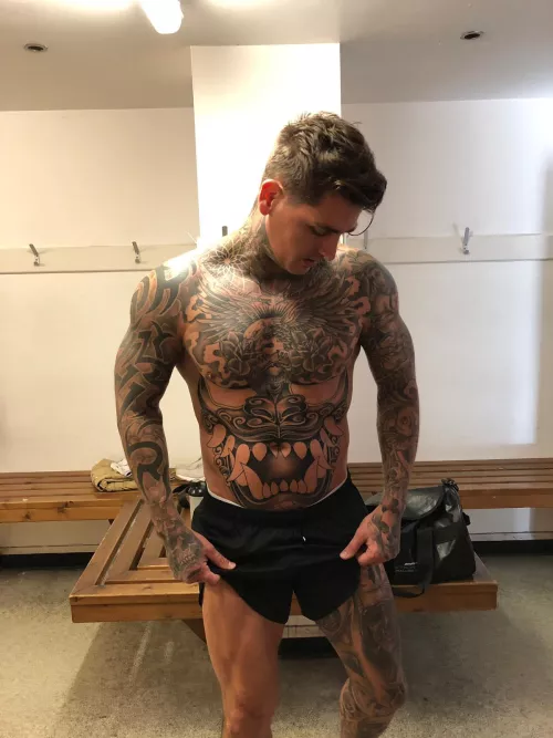 Hello there 🙋🏻‍♂️ (42) by Acceptable-Treacle82