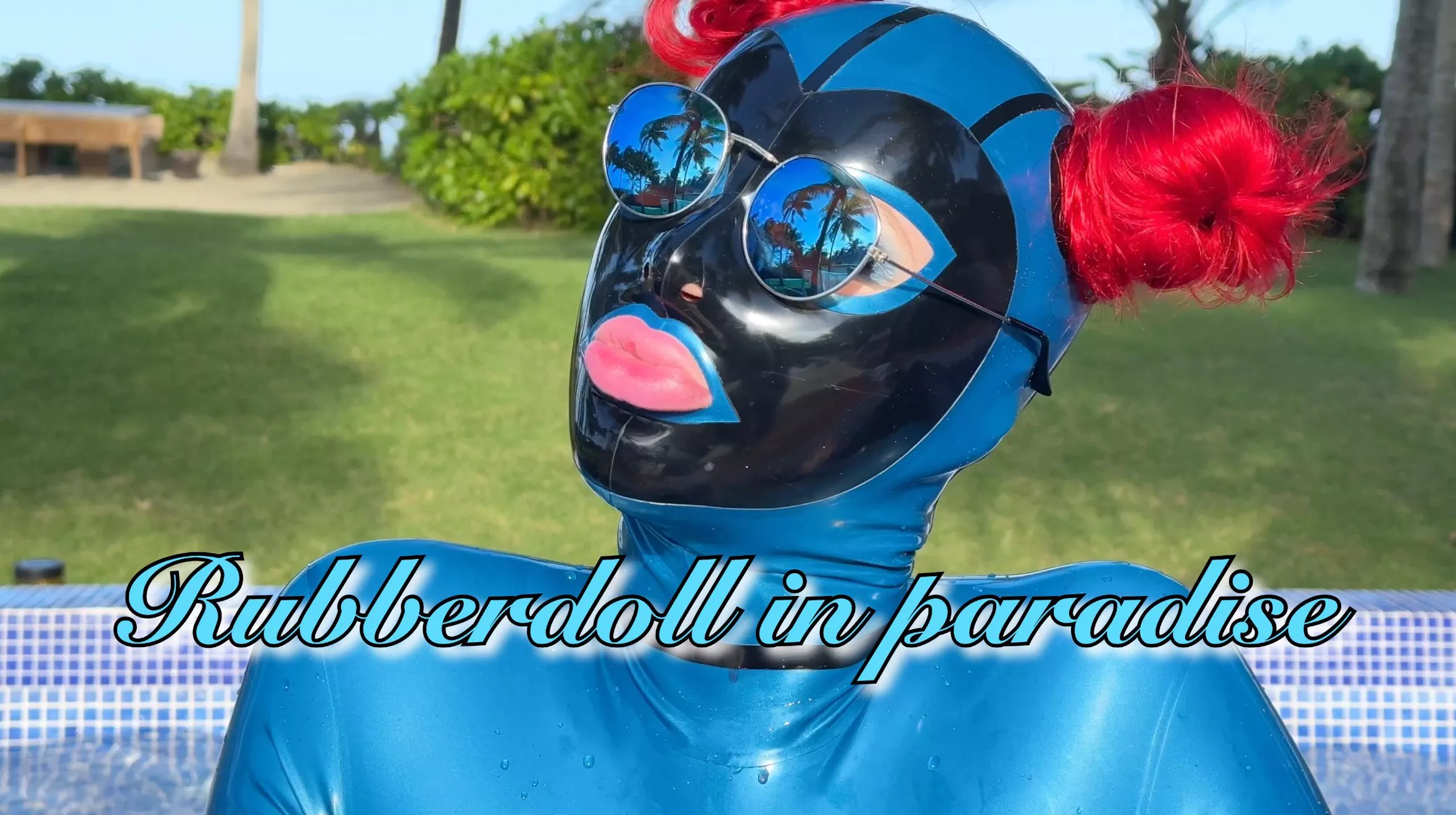 Latex in paradise 🌴☀️ posted by Miss_Fetilicious