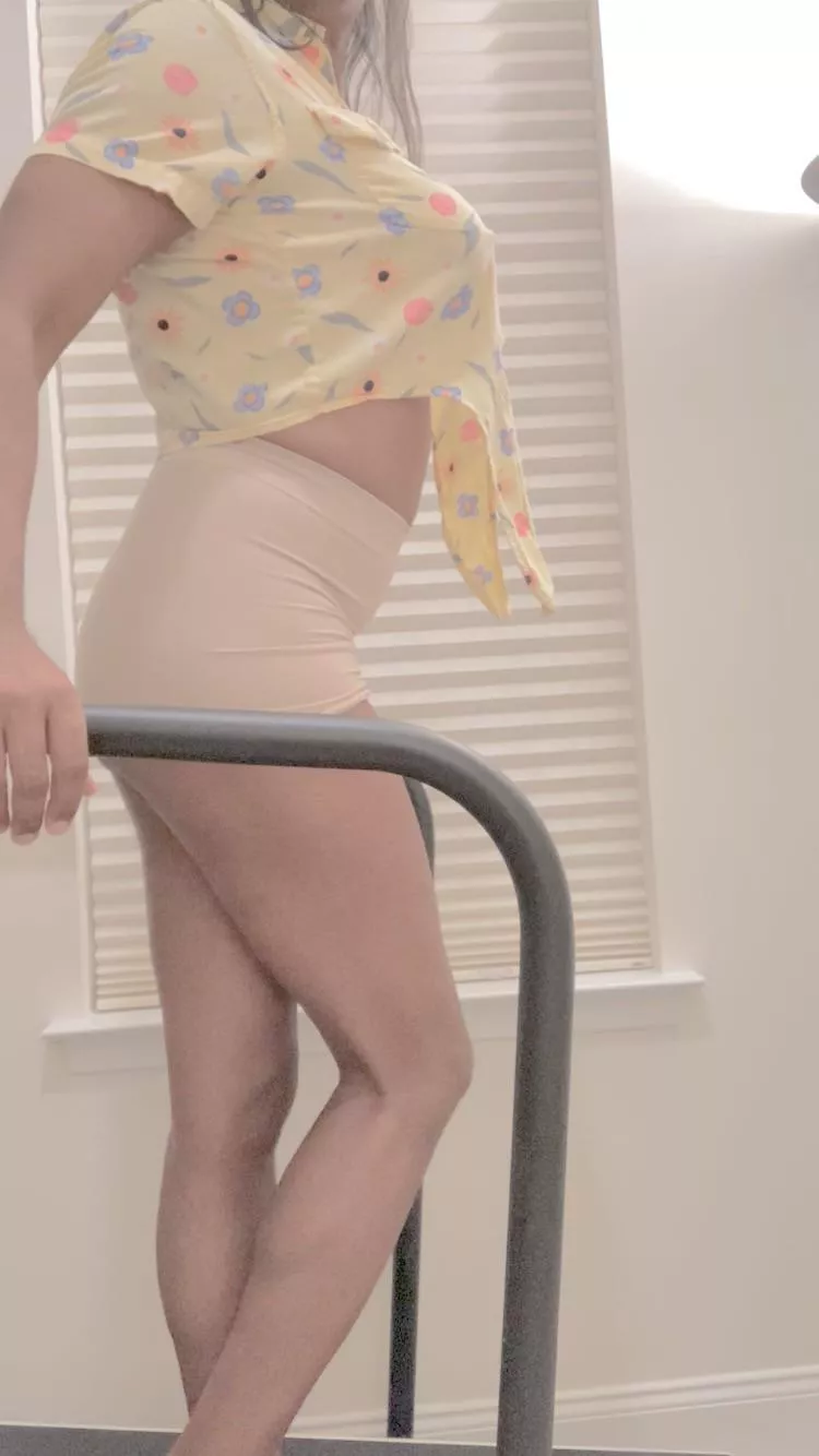 legs posted by elsharkus