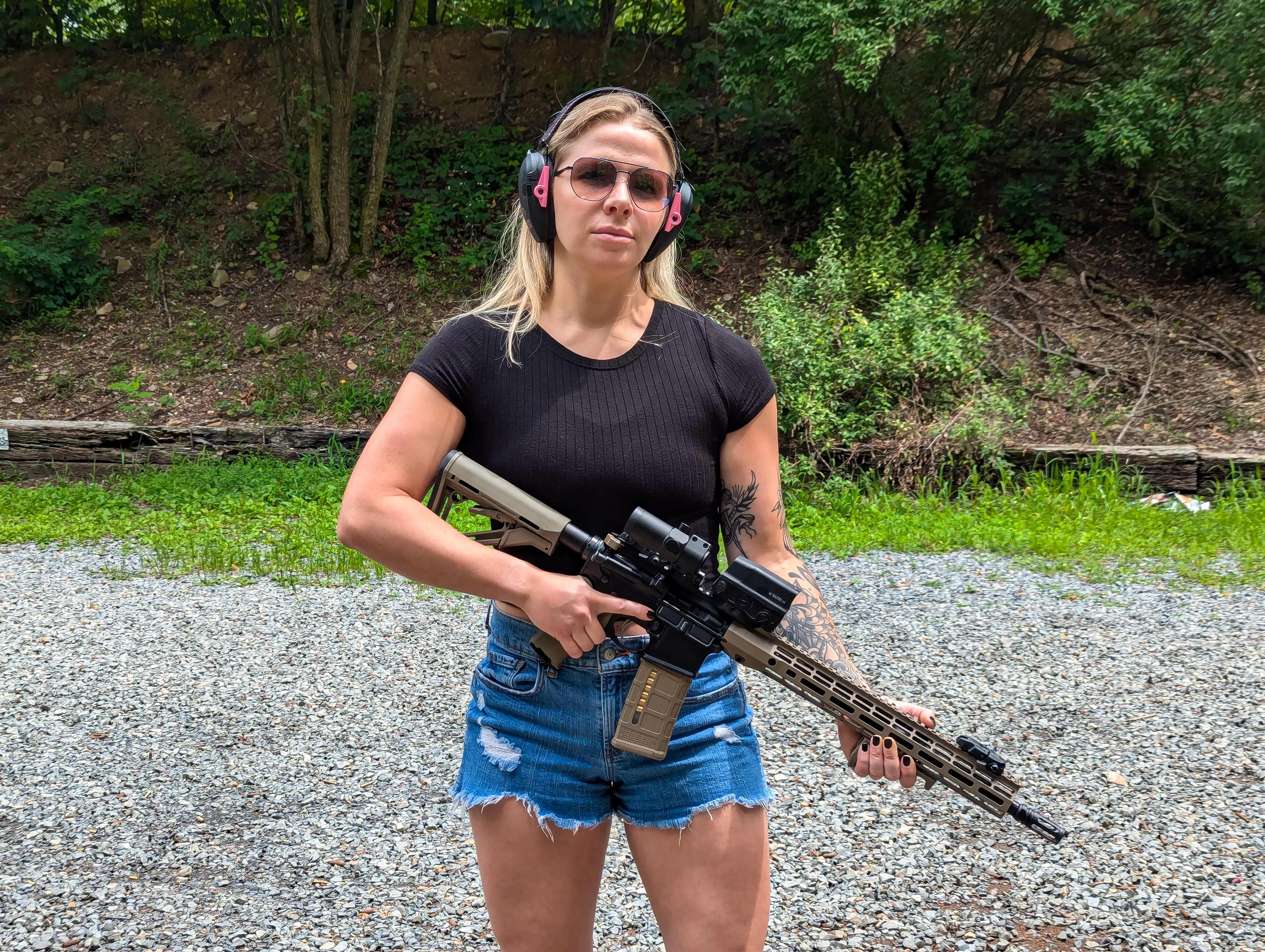 What’s more patriotic than a girl with a gun? posted by gracefulpatriot