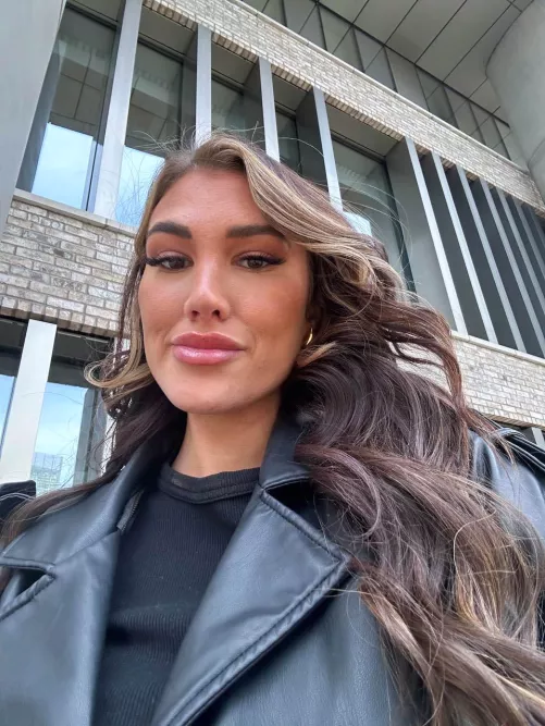 You think I'm classy girlfriend? by HomeFar1276