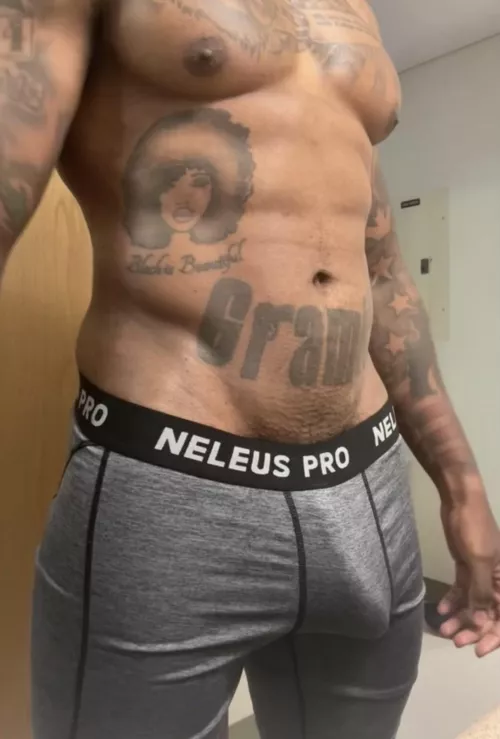 (39) I should give it some air by Raygrayg123