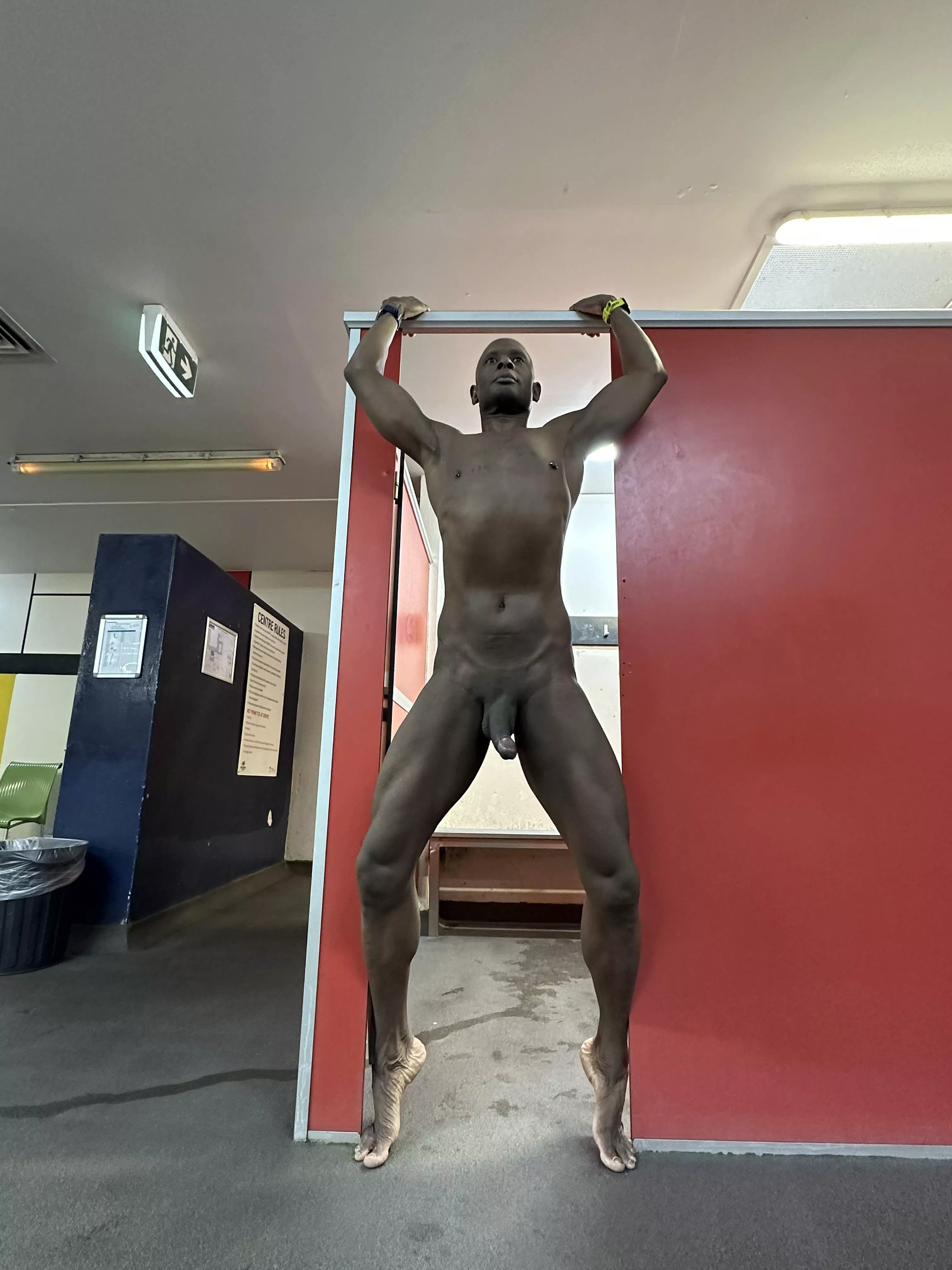 [47] A Hazy Shade Of Winter Monday Morning Swim Done. posted by NateNate76