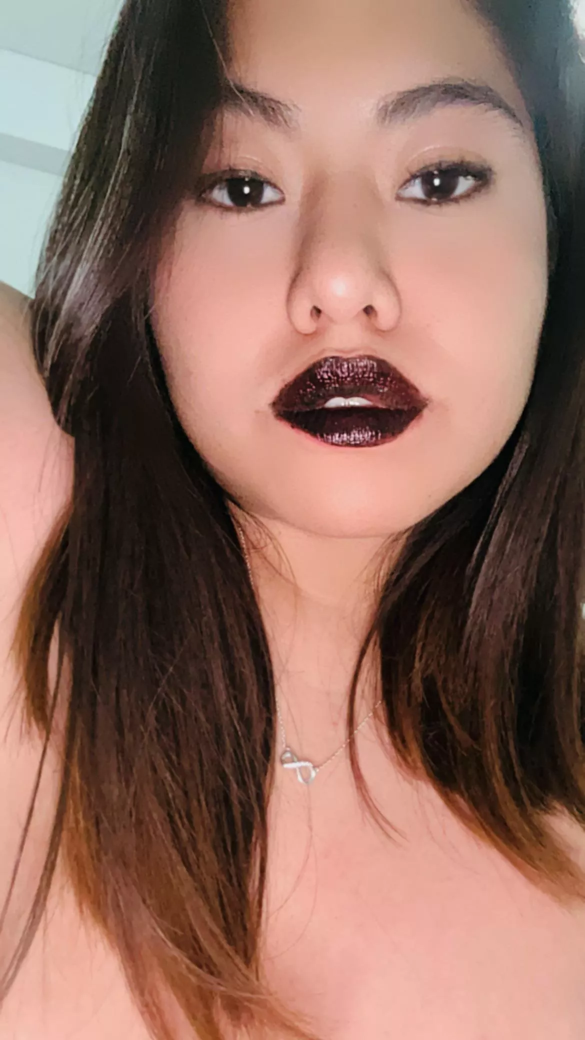 Brunette girls are the best  posted by alanazaid