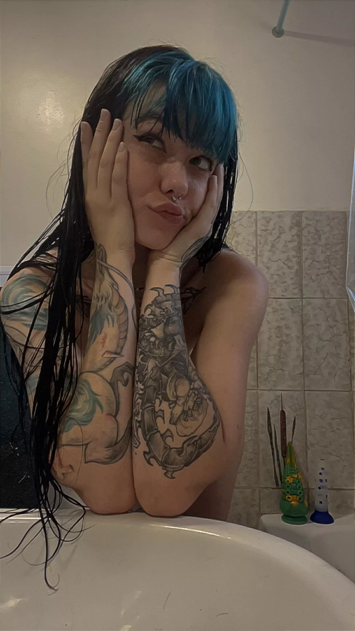 Doing everything to make you crave me.
 posted by babyypotxx