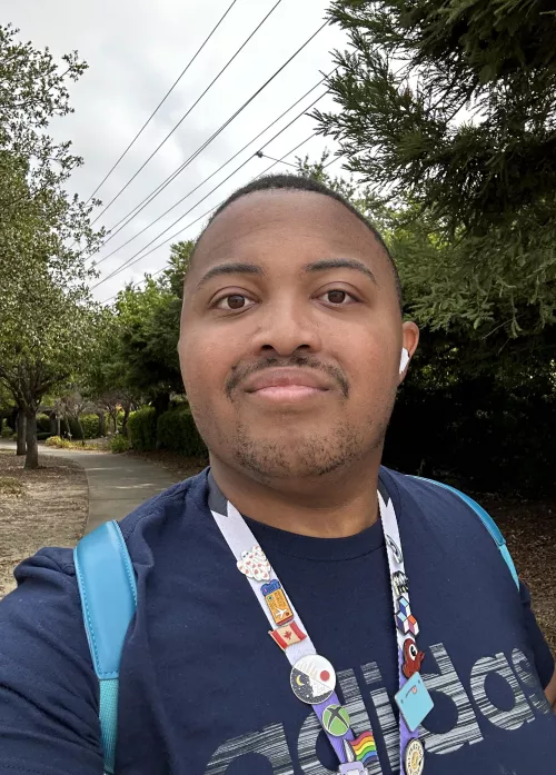 Happy Sunday! Feeling chatty today so feel free to reach out :) by HeftyAlbatross96