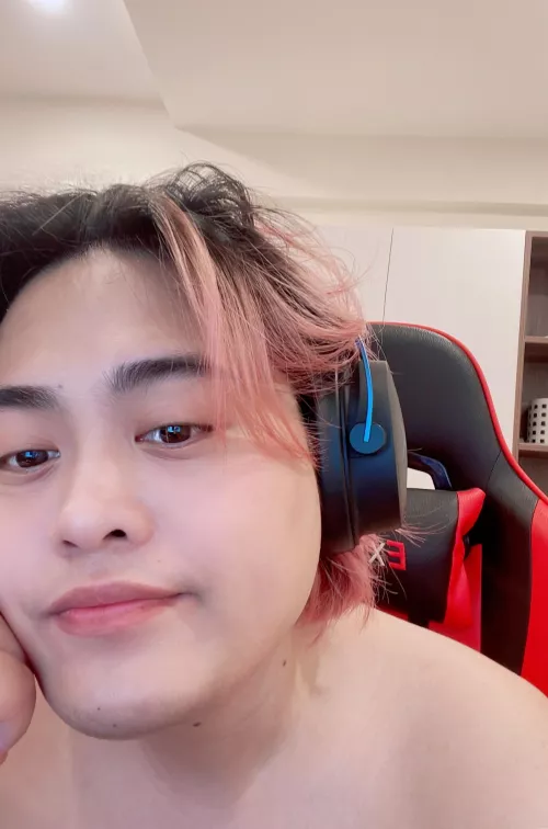 Happy weekend! by gloriousmeowsers