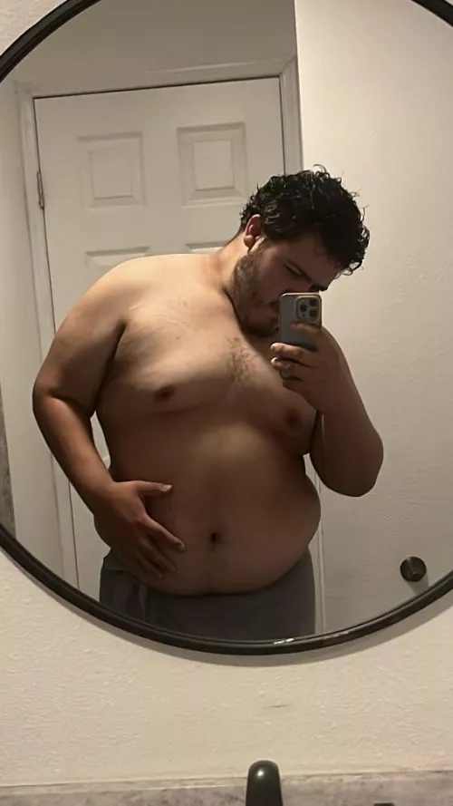 Hey :)(22m) by Icy-Pomegranate-6043