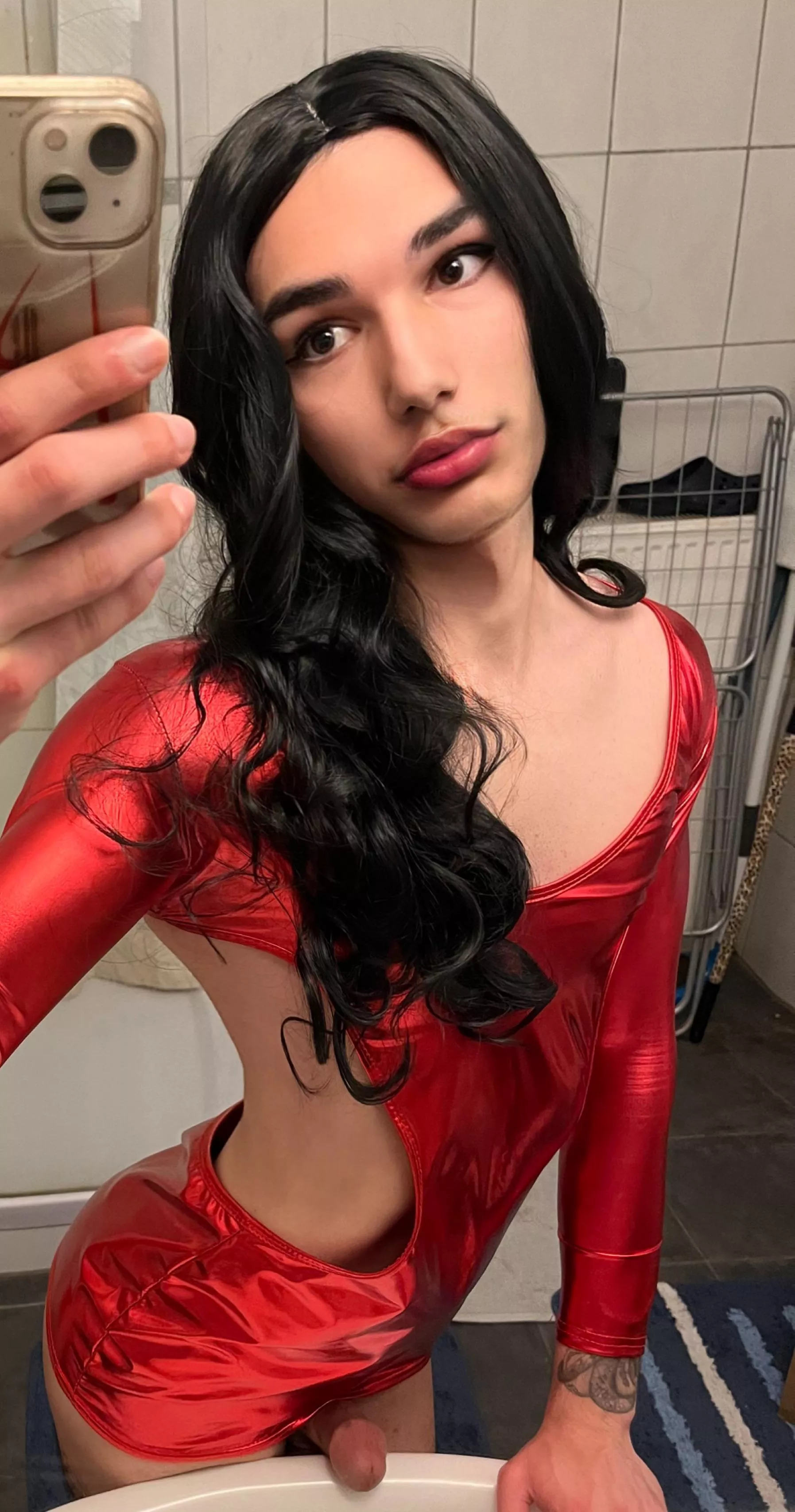 Heyyy…new here 😇 posted by peacesquez