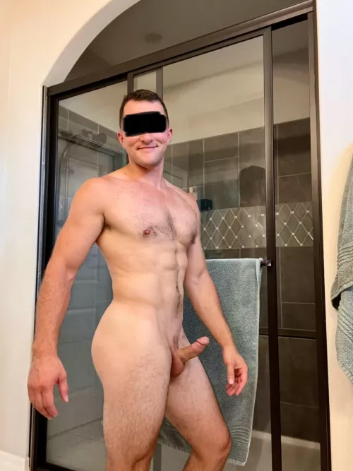 Just ran a 5K…somebody hold me😅 by MidwestStud11