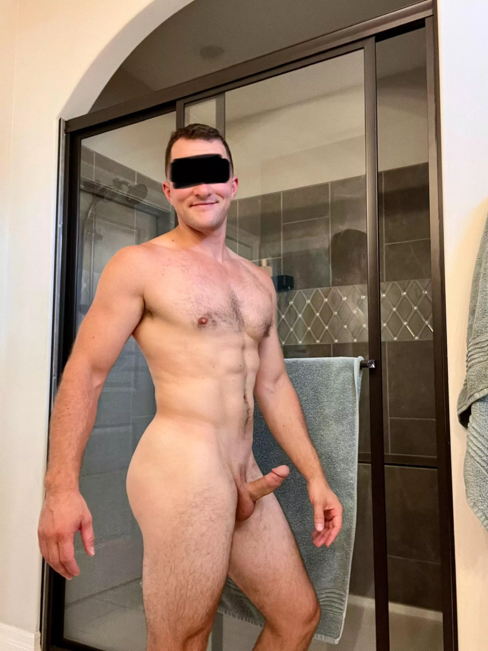 Just ran a 5K…somebody hold me😅 posted by MidwestStud11