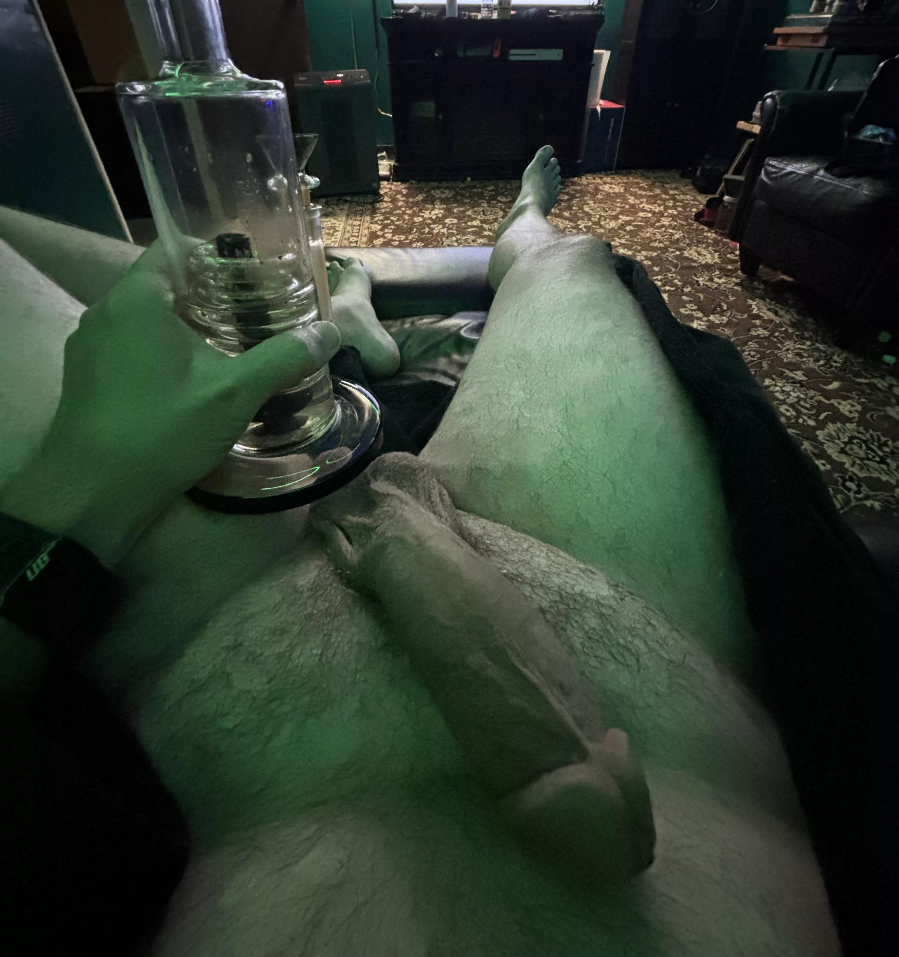 Late night pulls, this dad needs a s[m]oking buddy.. night time sesh’s are so lonely  posted by Necessary_Pickle_657