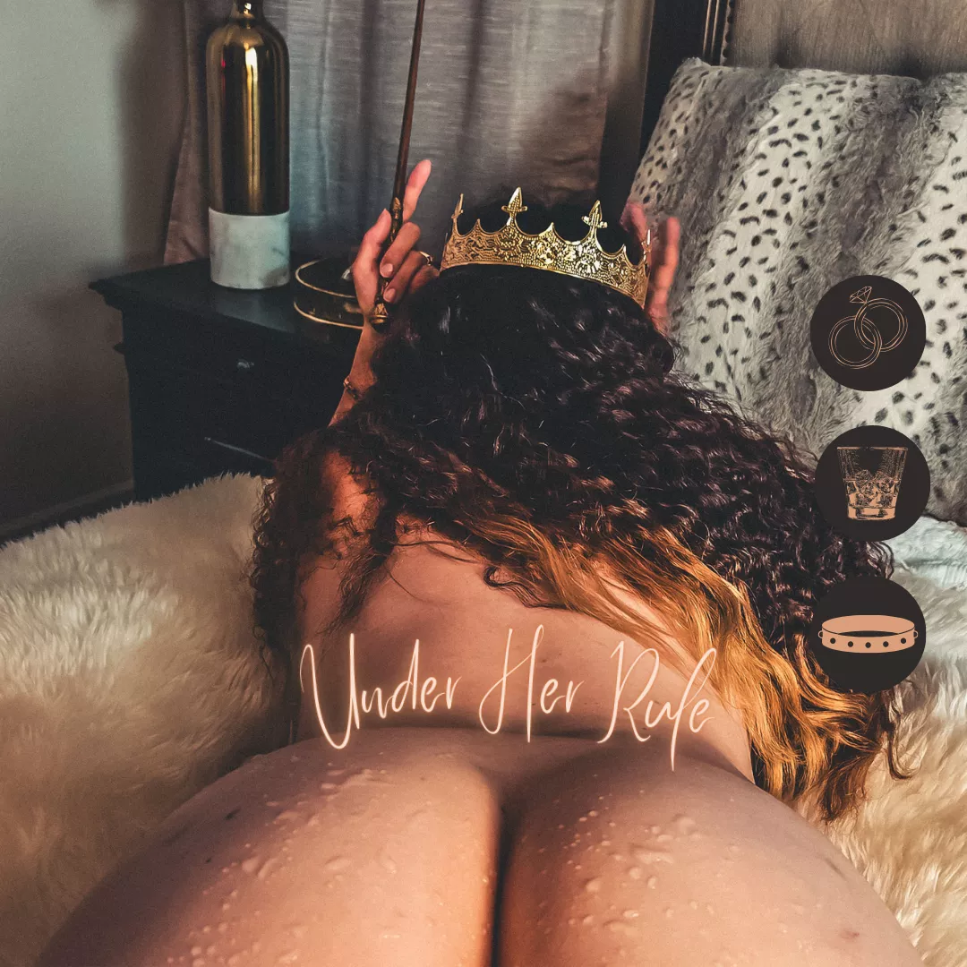 Lila Ember - An Erotic Author  (@Lila0Ember) posted by LilaEmber