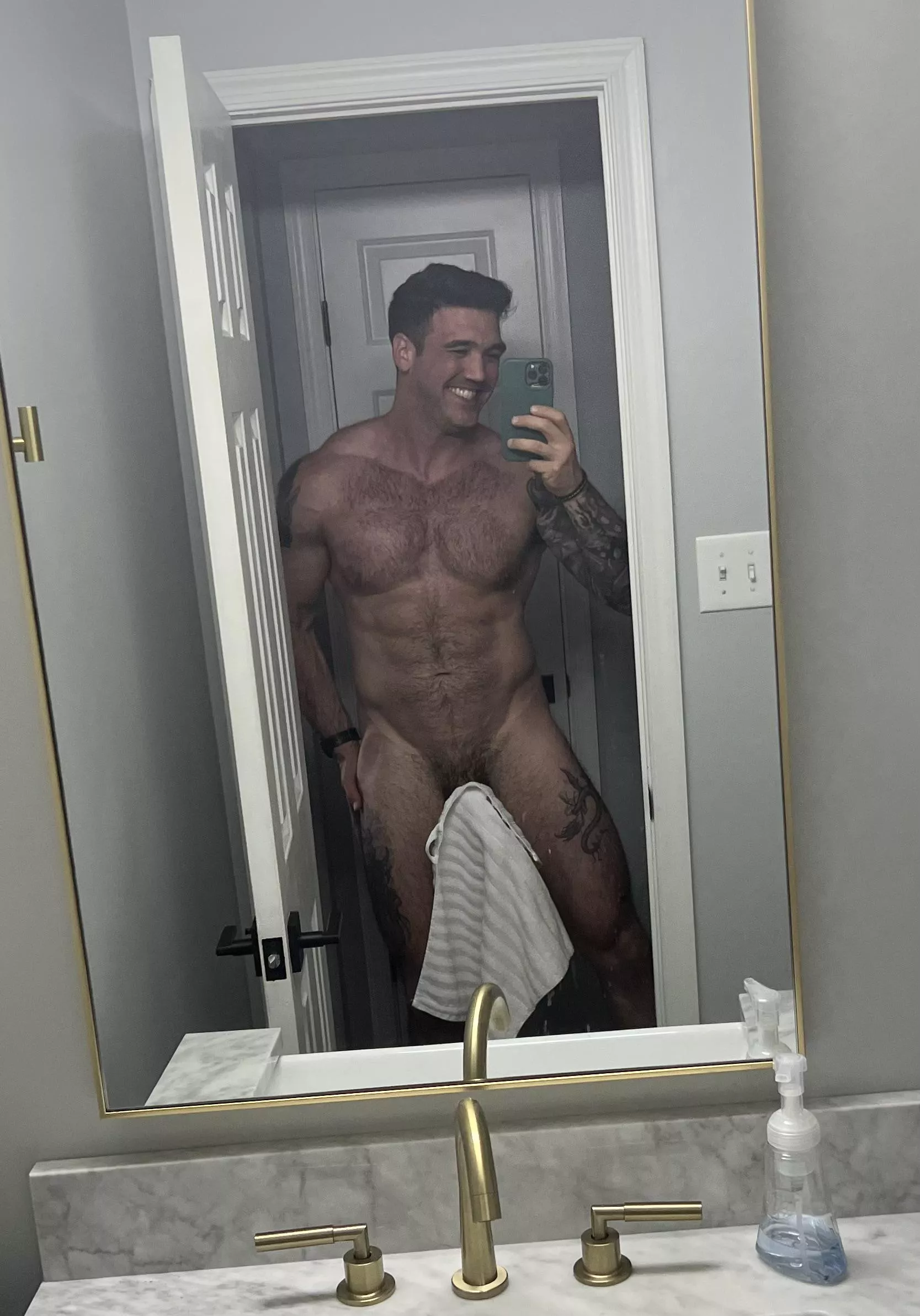 Look no hands! posted by Scary-Ad-5485