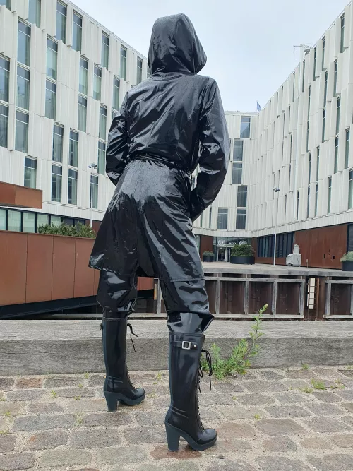 My everyday outfit! (No, serious!) by LatexLovingLady