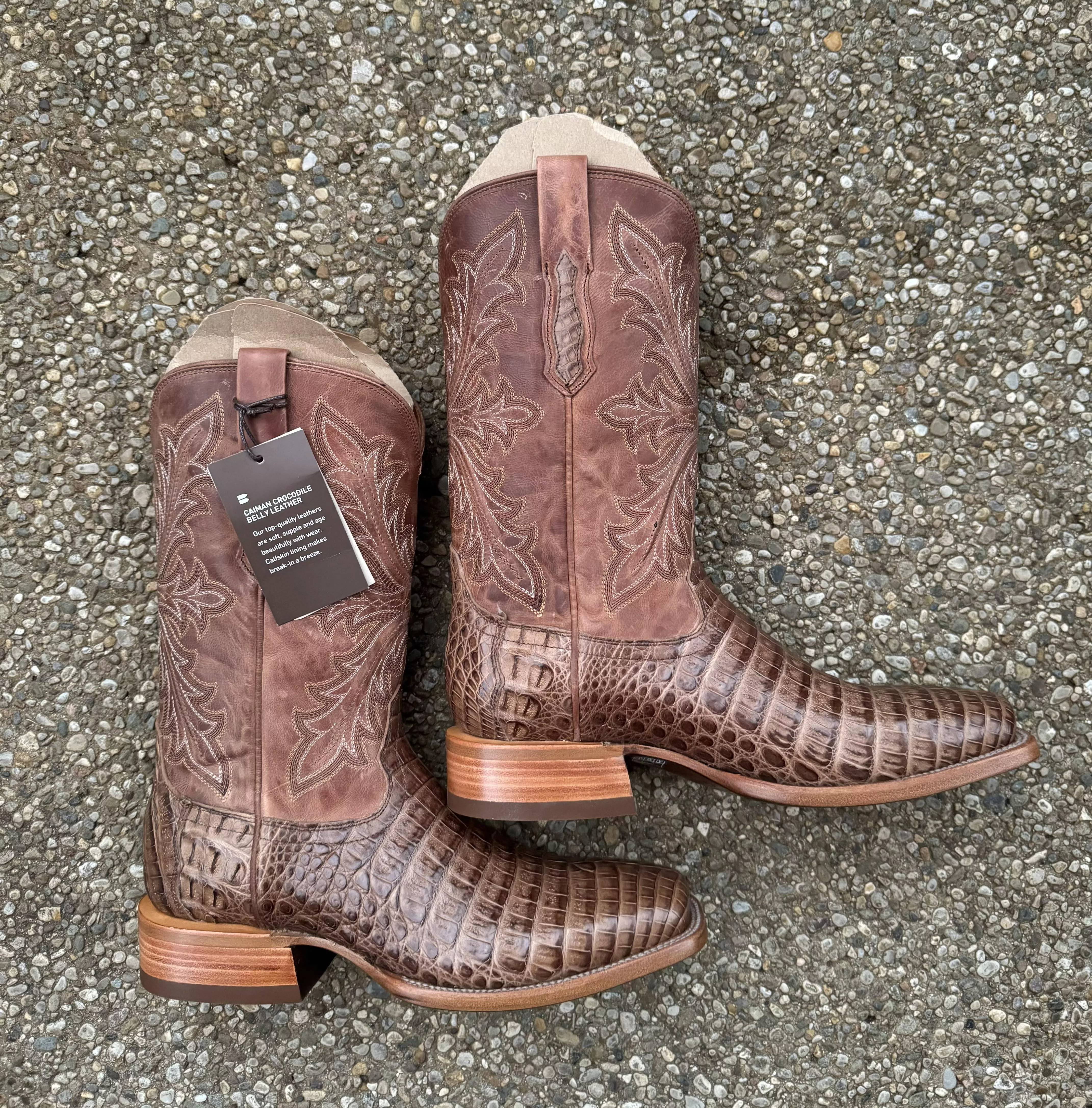 My first pair of cowboy boots: Ariat Bench Made Stillwells w/ Caiman Crocodile Belly Leather 🐊 posted by FICKxDINGERZ