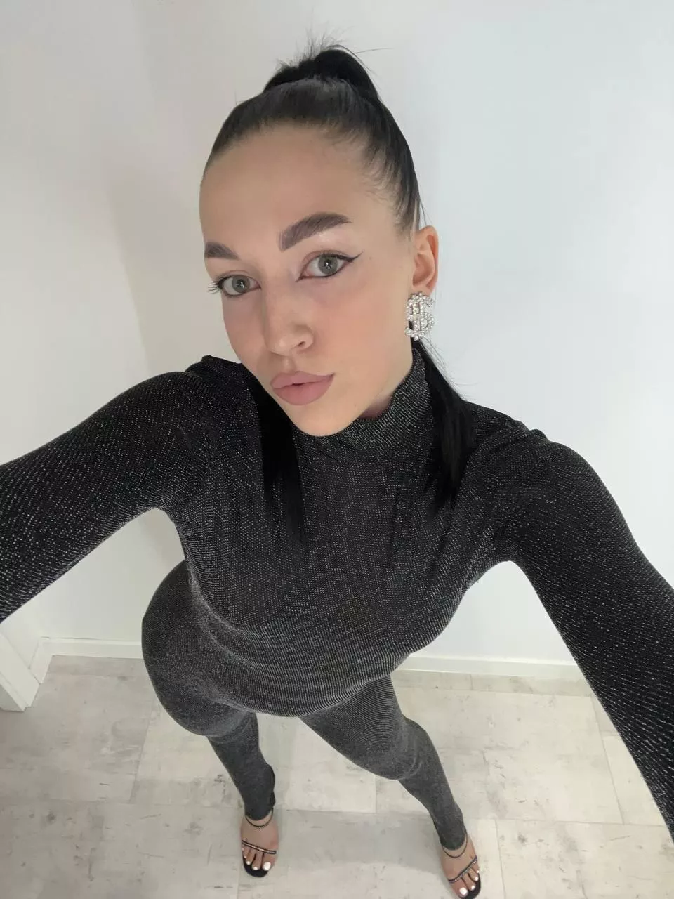 my new jumpsuit [F] posted by flexible_snak3