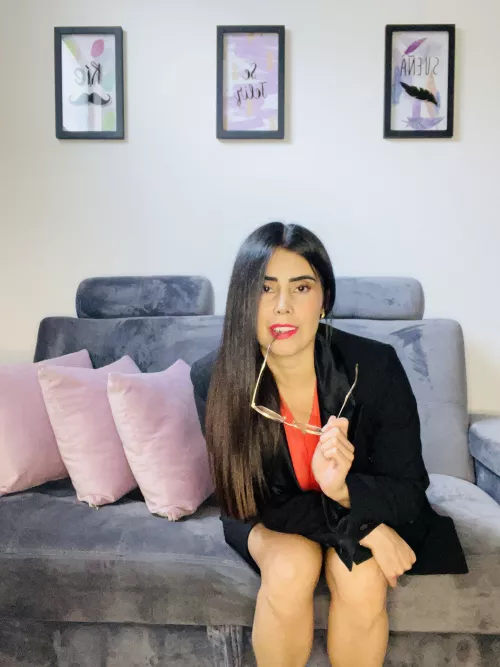 now you’re my boss, what’s your first order? by biancasoffice