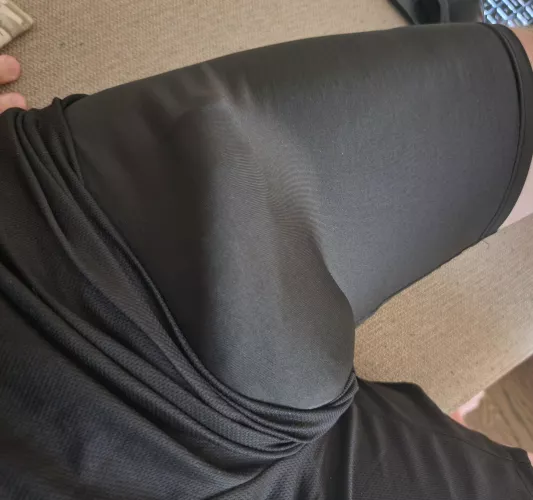 So who is going to grab it first and who is going to watch? Or are you both going to be greedy? 😏 by yuglamronatsuj