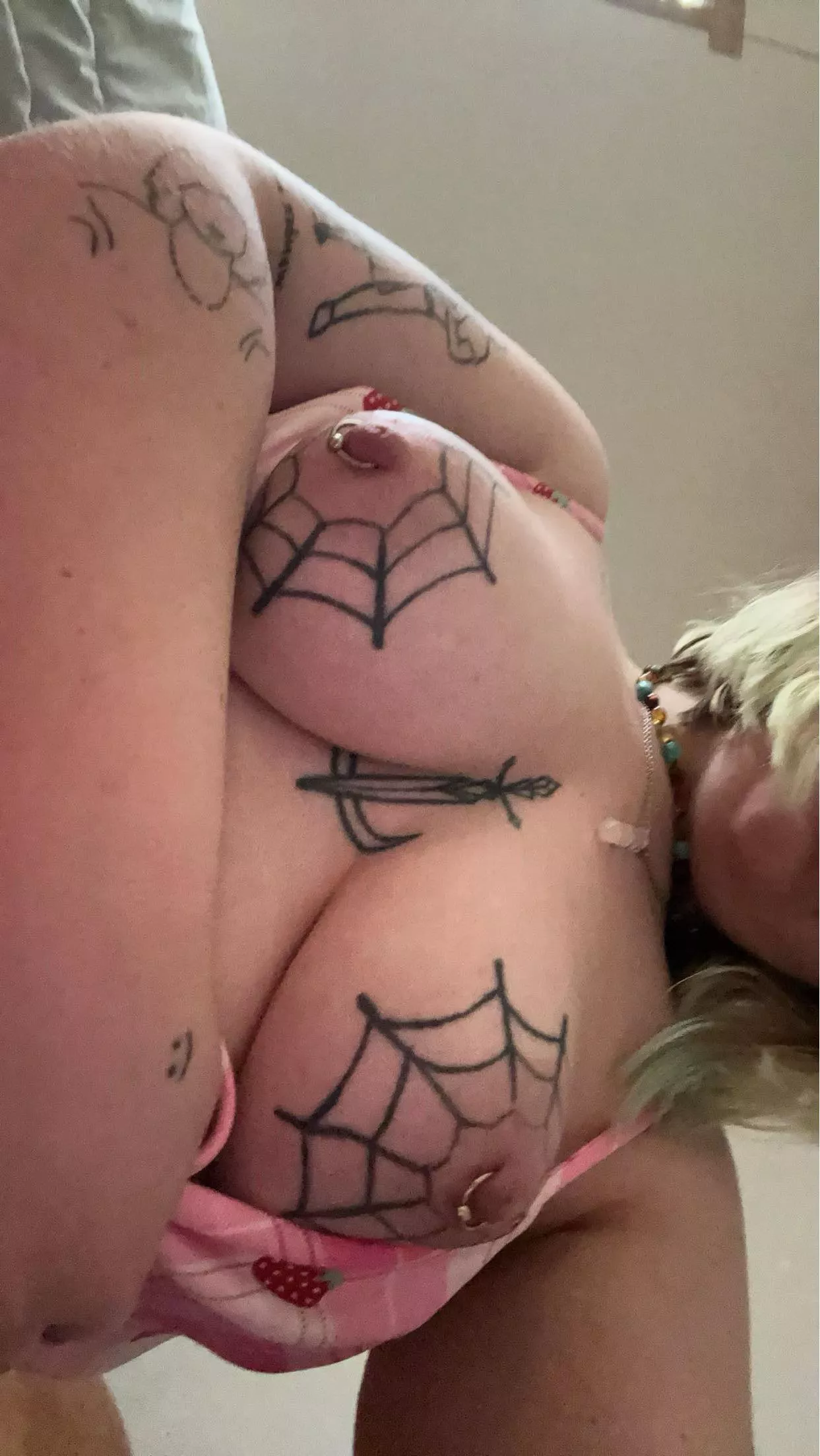 this is what i’d send you if i were your gf posted by dadddywhore