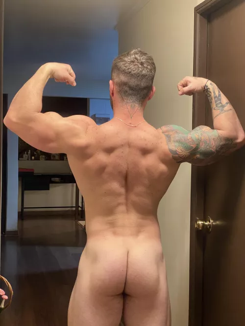 Would you squeeze me? by gold_trainer_