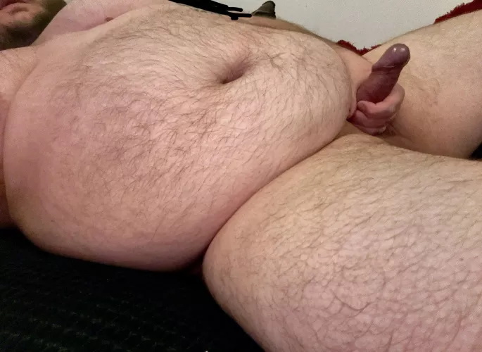 39 M4F,Uk, Just relaxing.  by HuckleberryFresh1122