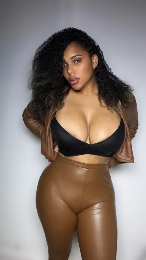 Are you enjoying the view? by thekixxy