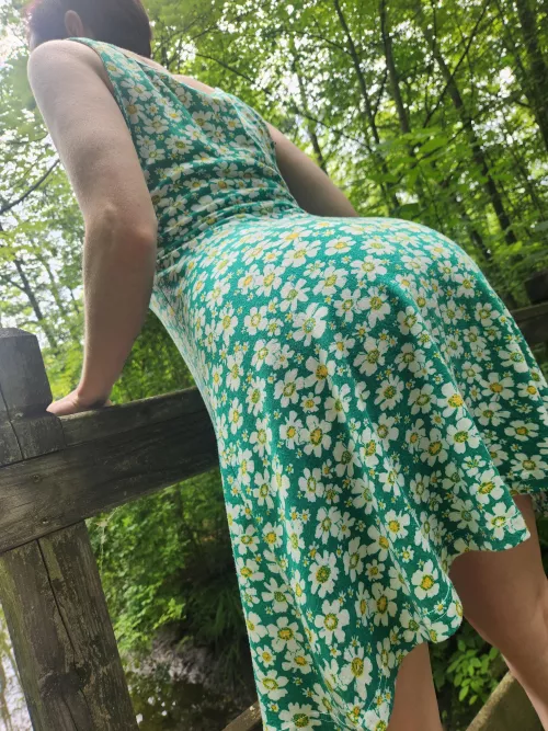 Before getting frisky on the trail by alurawilde