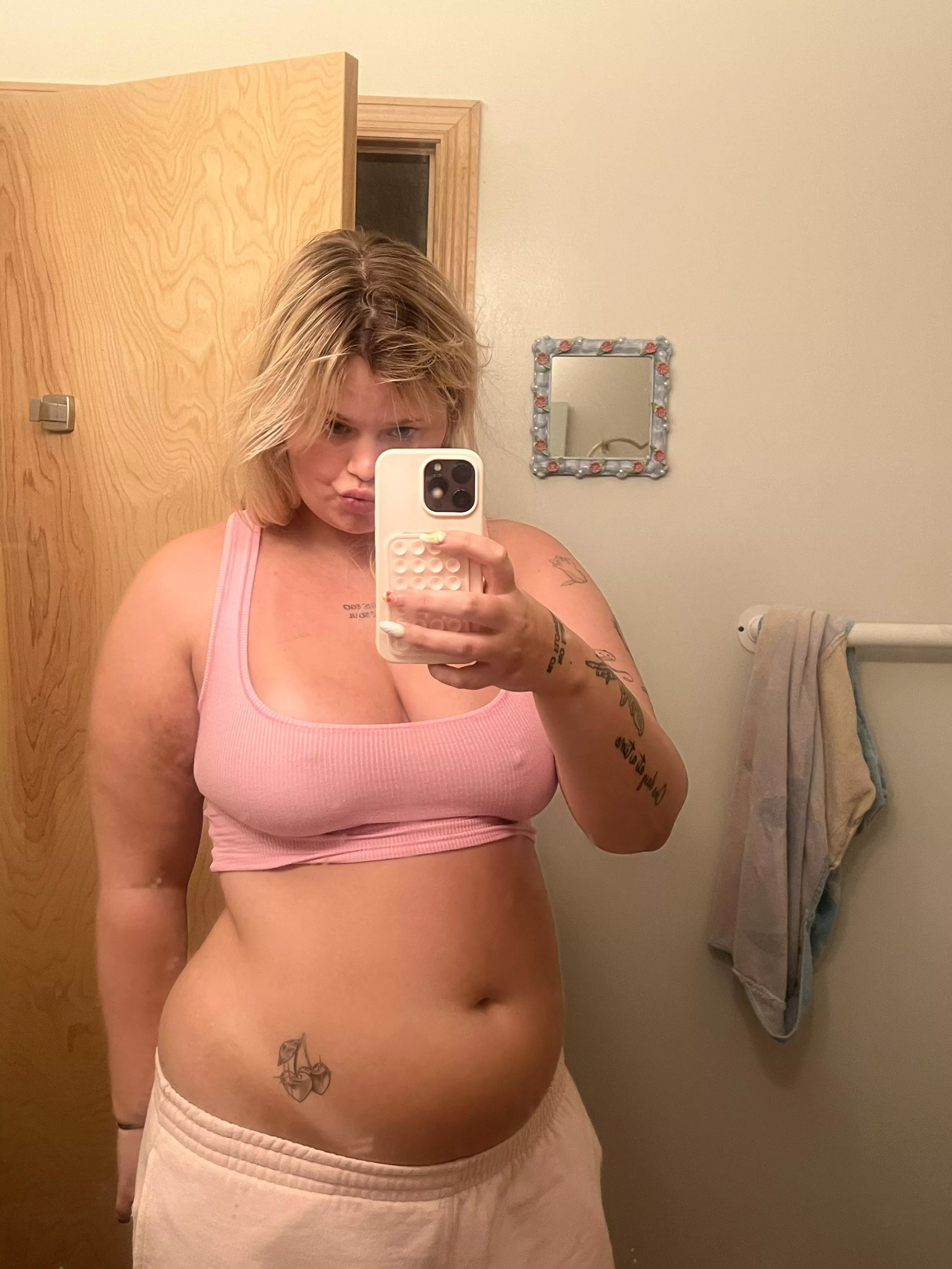 Do I look fat in this? posted by wispy_girlwa