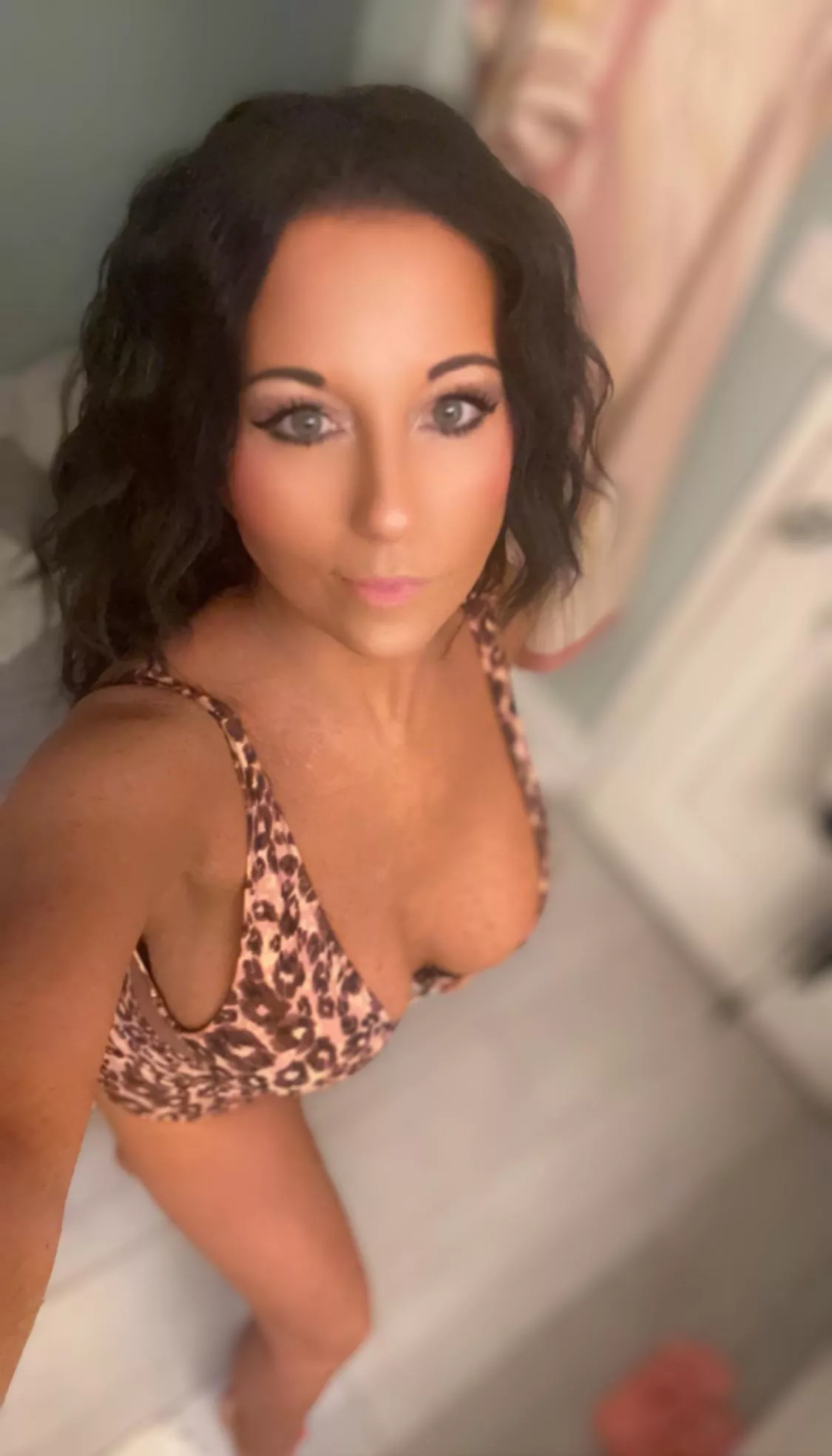 Do you like the leopard? 🩷 posted by jennablack1027