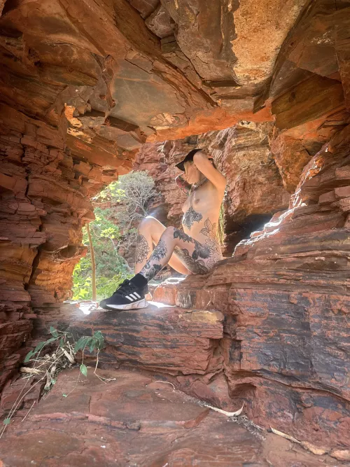 Enjoying the view  by xlittlenyx