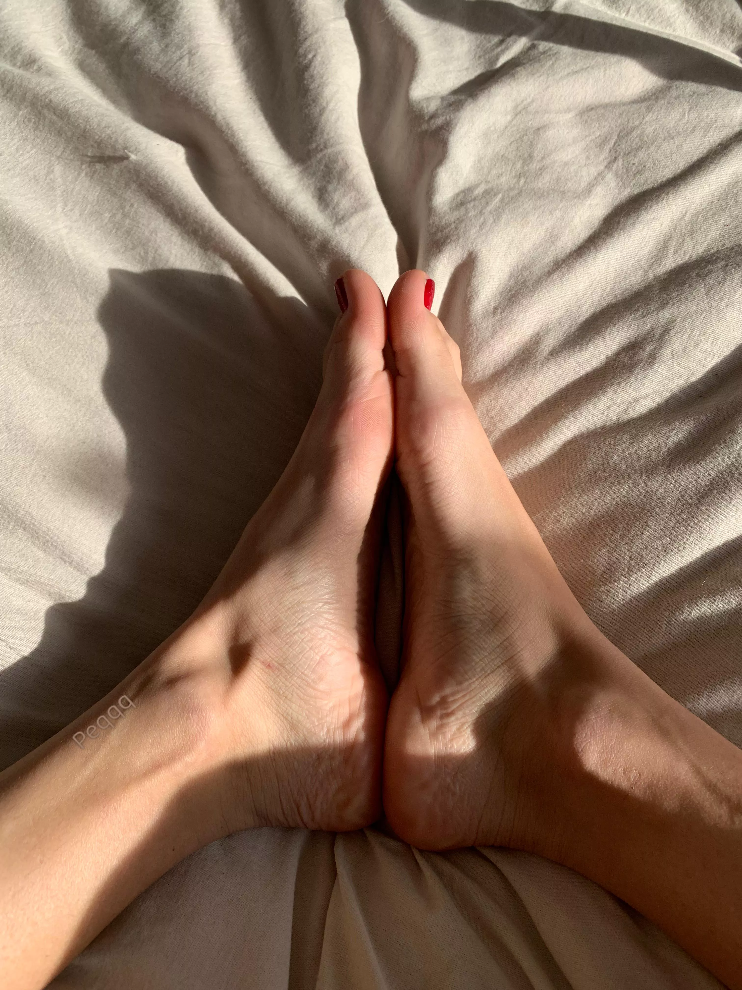 Fresh lotion on my feet so they're really smooth posted by peqqqqqq