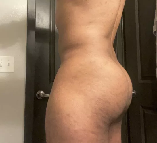 Glutes by BenchExisting6002