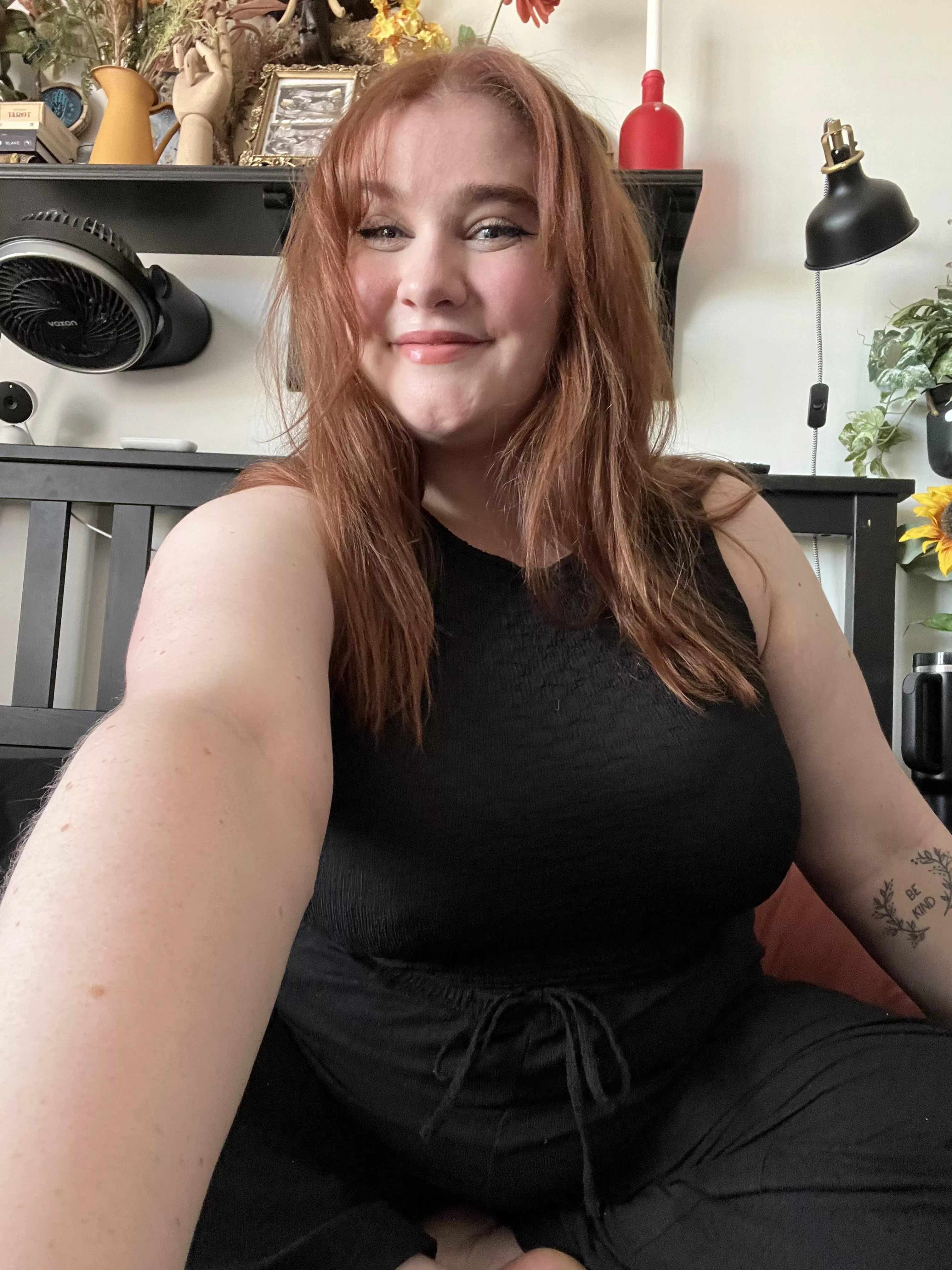 I did my makeup for the first time in ages and I feel cute! [f] posted by chunkynymph