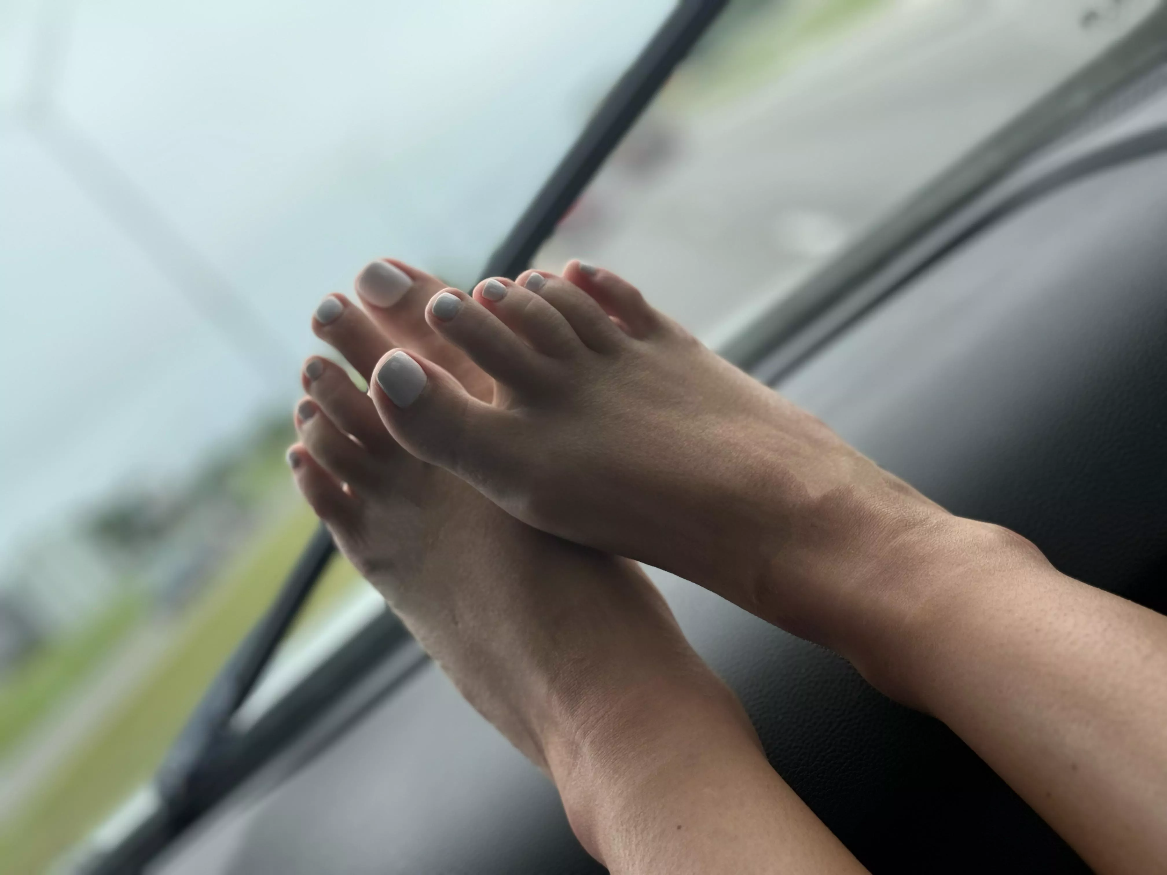 If these are on your dash I hope your hand is on my pussy while driving posted by ktcoxx