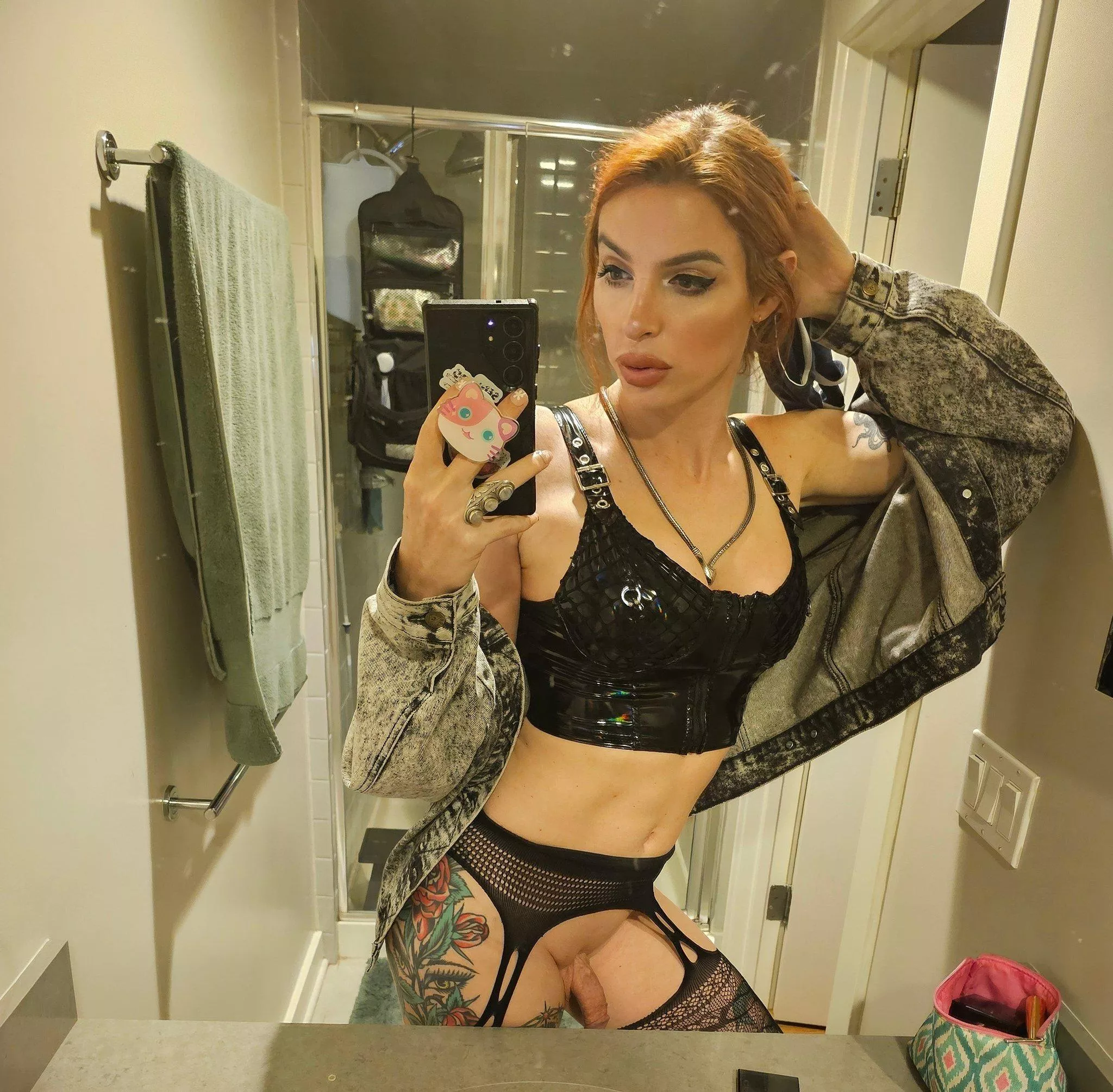 Omw to flash guys on the street.
 posted by JanieBlade