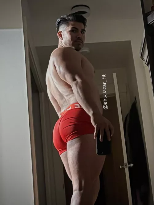 Peachy by Antonio_H_Salazar