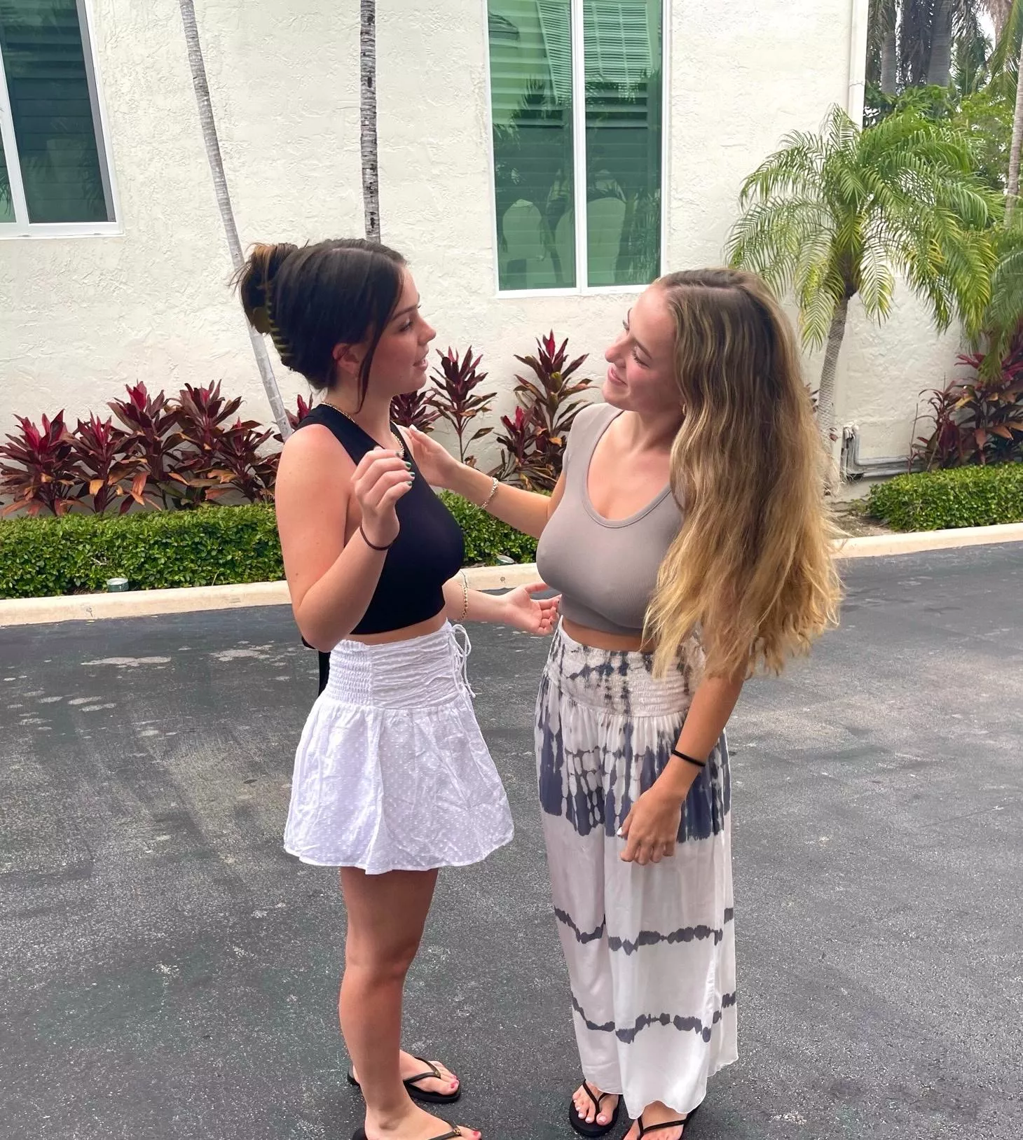 Sister envy posted by GhostClownKR