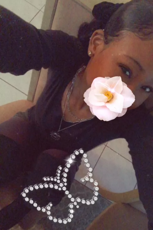 Still cute in all black!! Yayy 🤍 by blueFloress