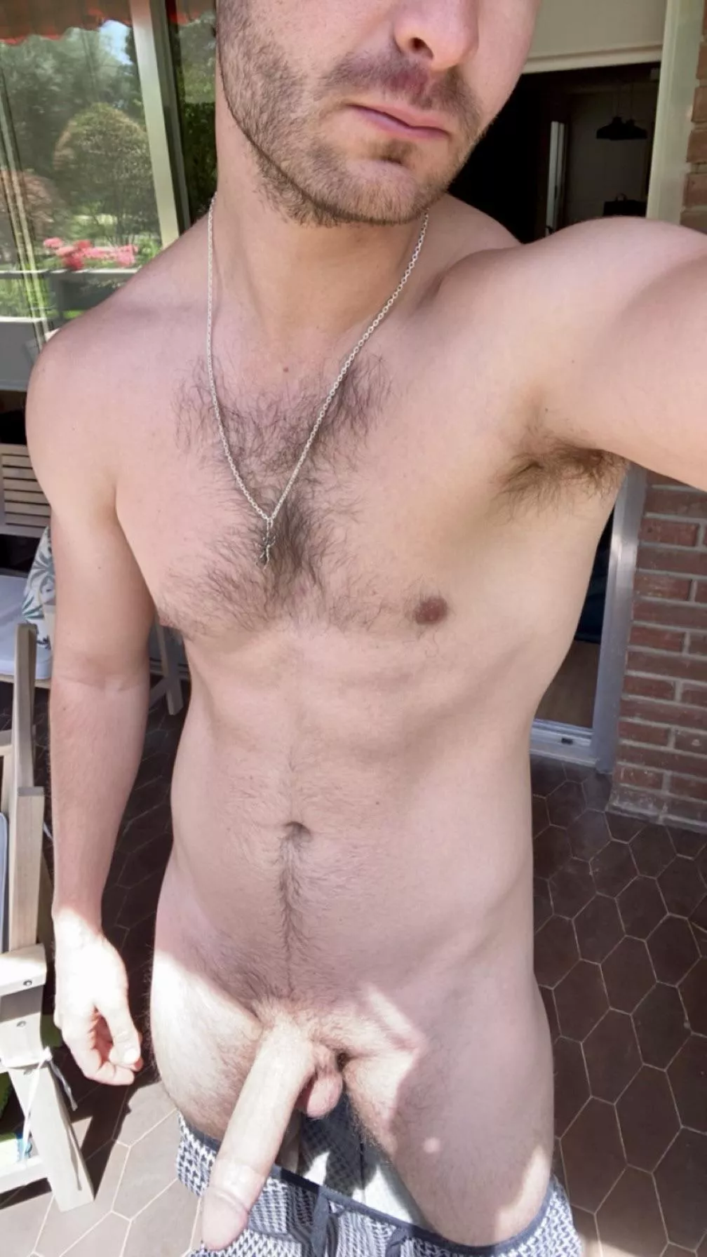 Summer + coffee = a little extra breathing room  posted by ApolloAstuto